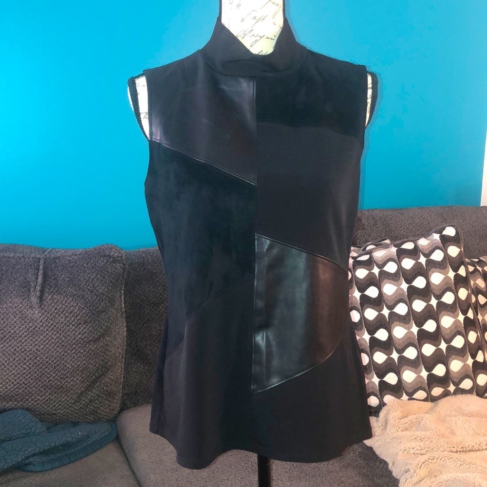 LAST CHANCE 💄 Calvin Klein High Neck, Sleeveless Black Blouse, size Medium